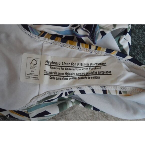 NWOT Hurley Tropical Leaf Print Plus Size XXL One Piece Swimsuit Cross Back Stra - Picture 6 of 7